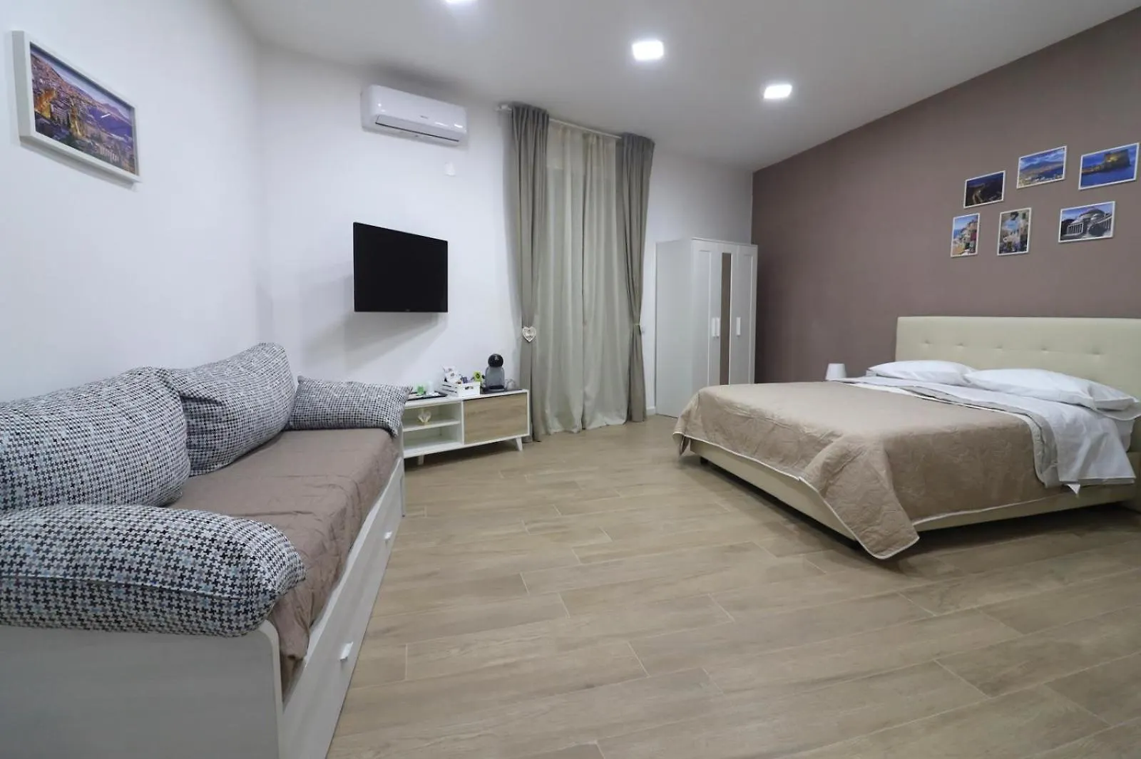 Casa Magi Hotel Naples 0*,